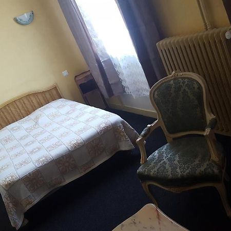 Hotel De La Cloche Sp Ρενς Εξωτερικό φωτογραφία