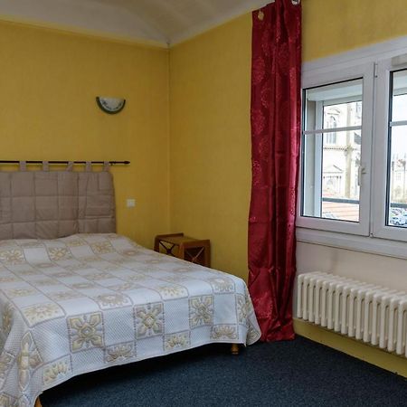 Hotel De La Cloche Sp Ρενς Εξωτερικό φωτογραφία
