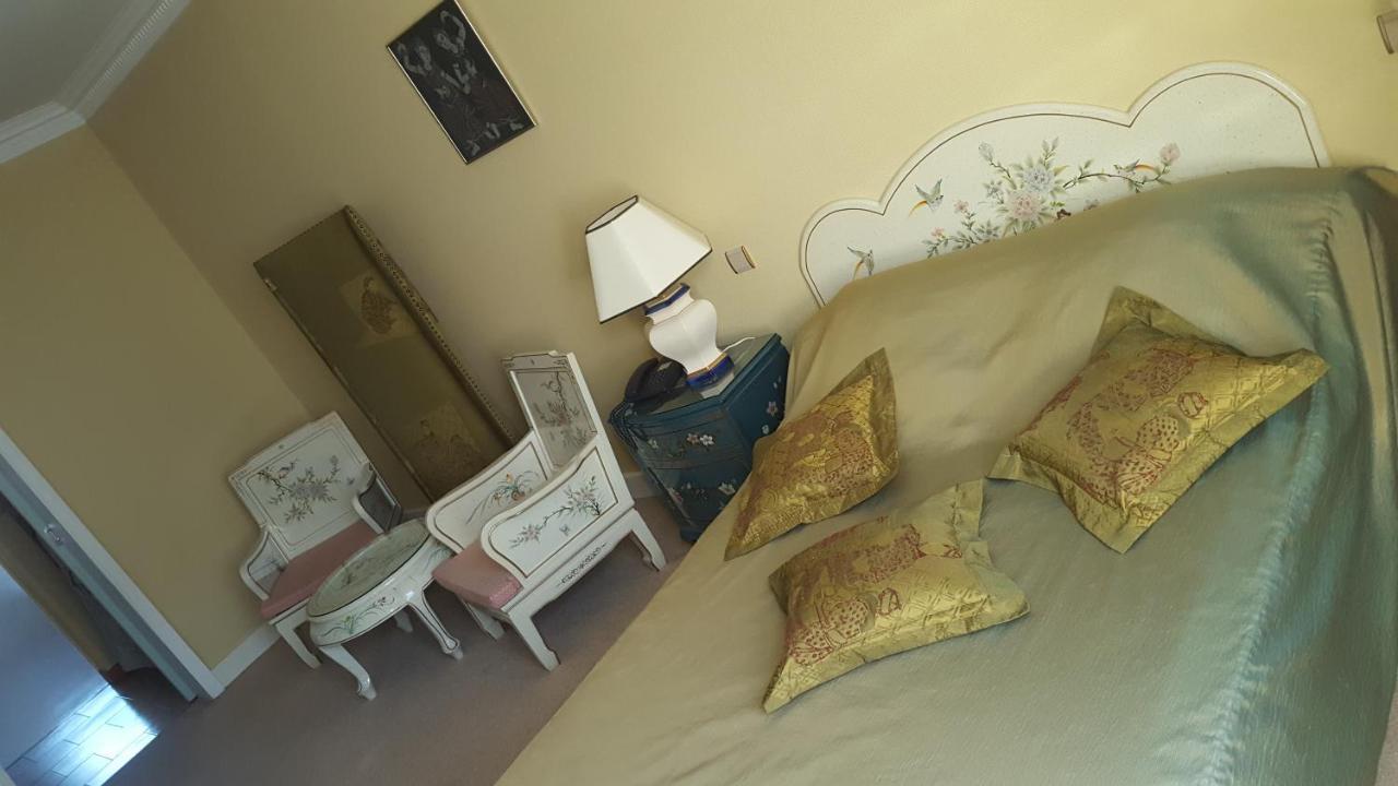 Hotel De La Cloche Sp Ρενς Εξωτερικό φωτογραφία