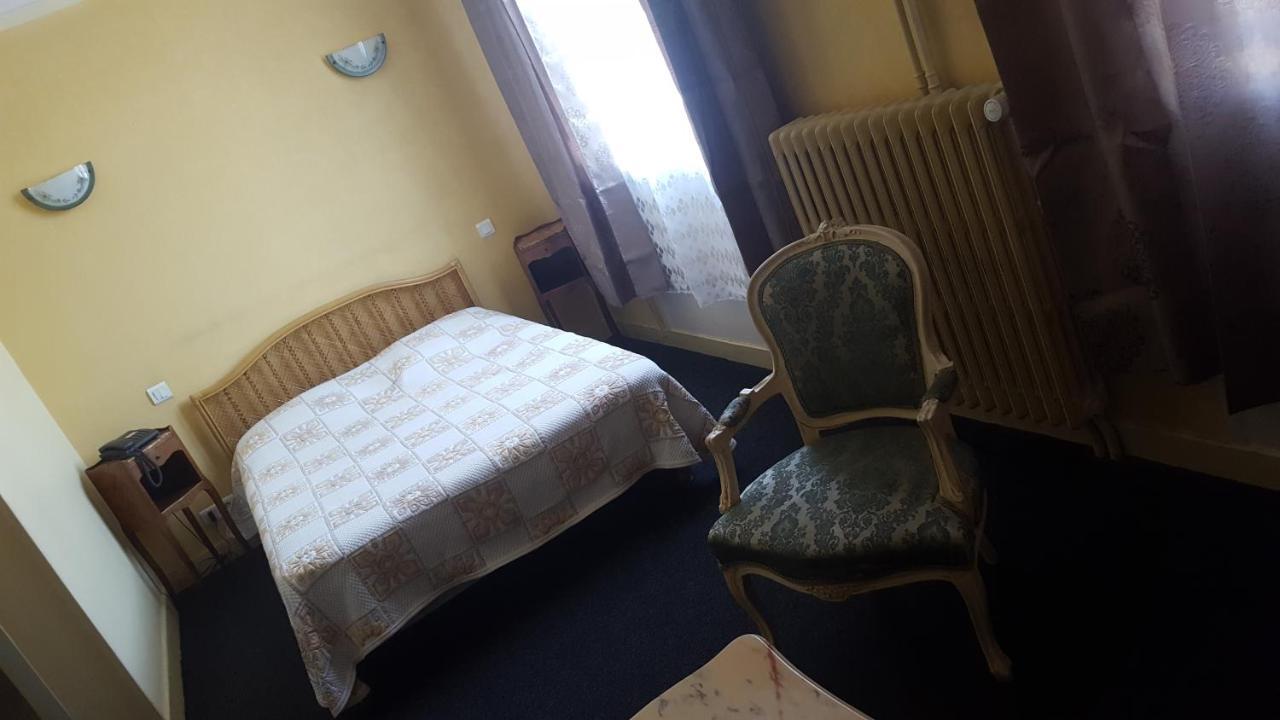 Hotel De La Cloche Sp Ρενς Εξωτερικό φωτογραφία