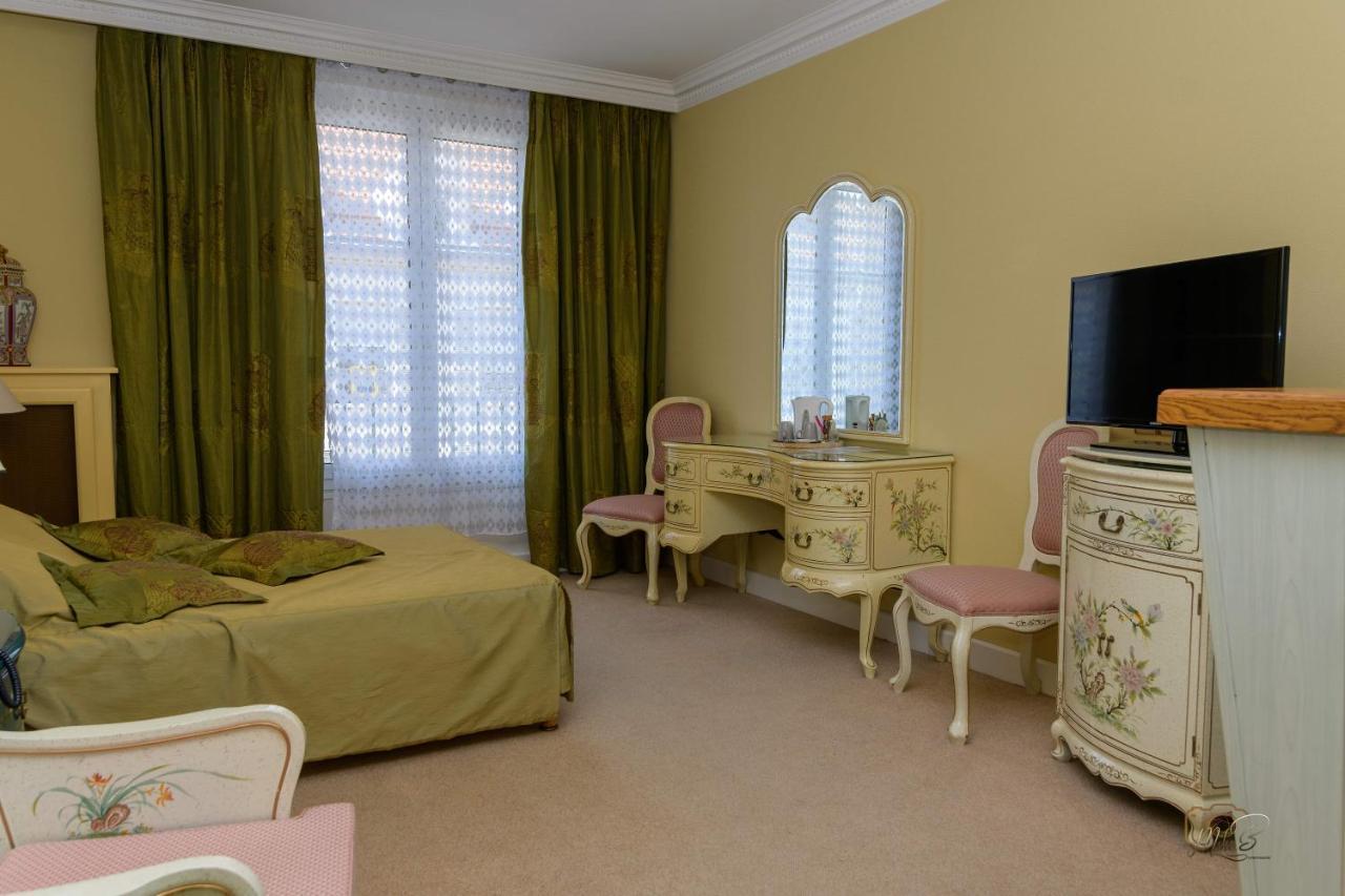 Hotel De La Cloche Sp Ρενς Εξωτερικό φωτογραφία